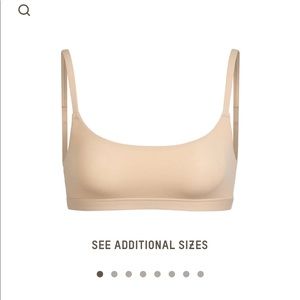SKIMS fits everybody scoop neck bra